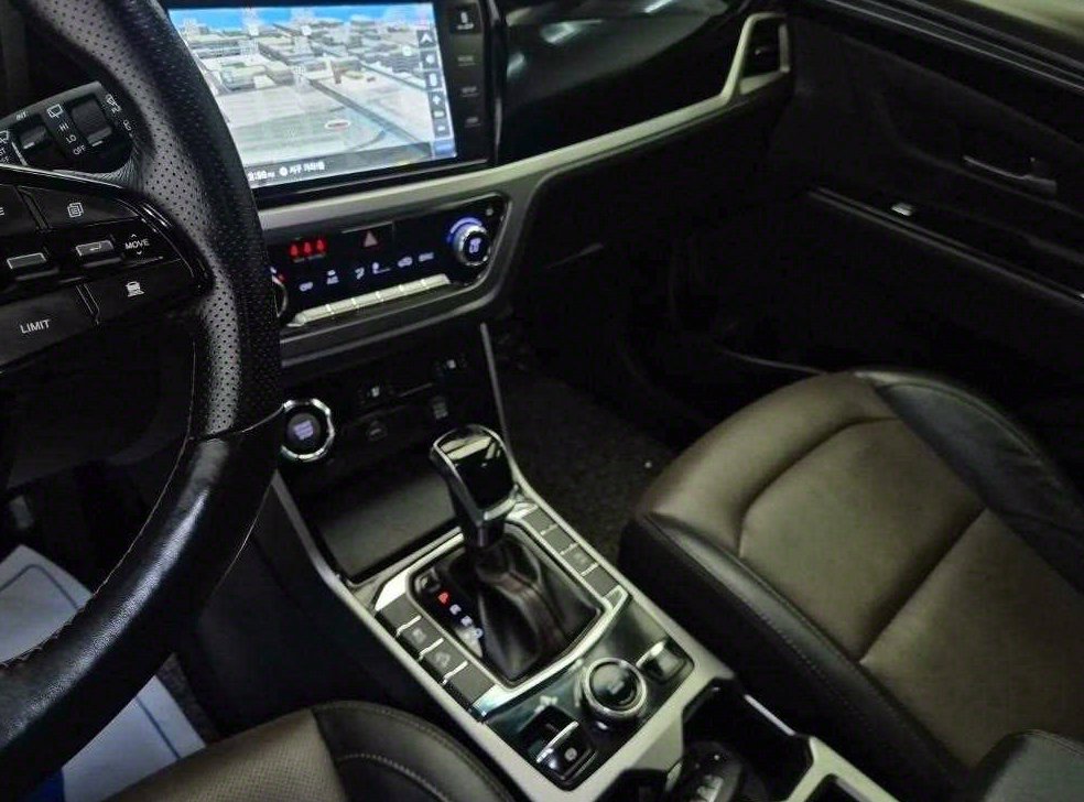 KG모빌리티(쌍용)  코란도 2WD 가솔린 1.5 C5 플러스 사진 10