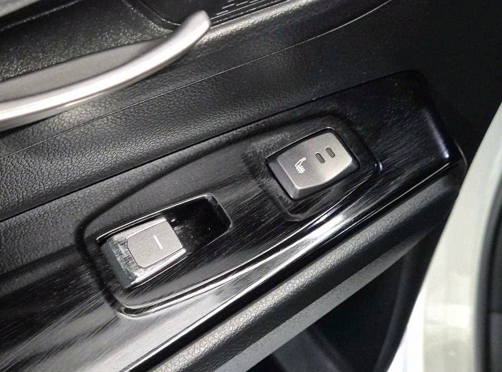 KG모빌리티(쌍용)  코란도 2WD 가솔린 1.5 C5 플러스 사진 19
