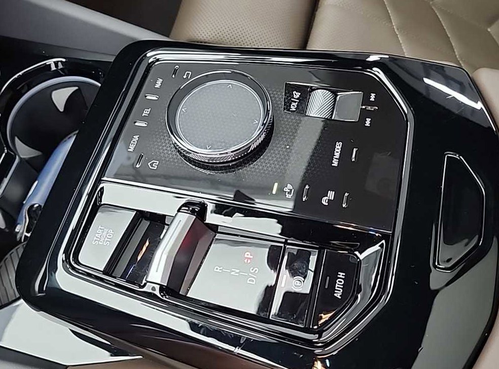 BMW 5시리즈 520i 사진 9