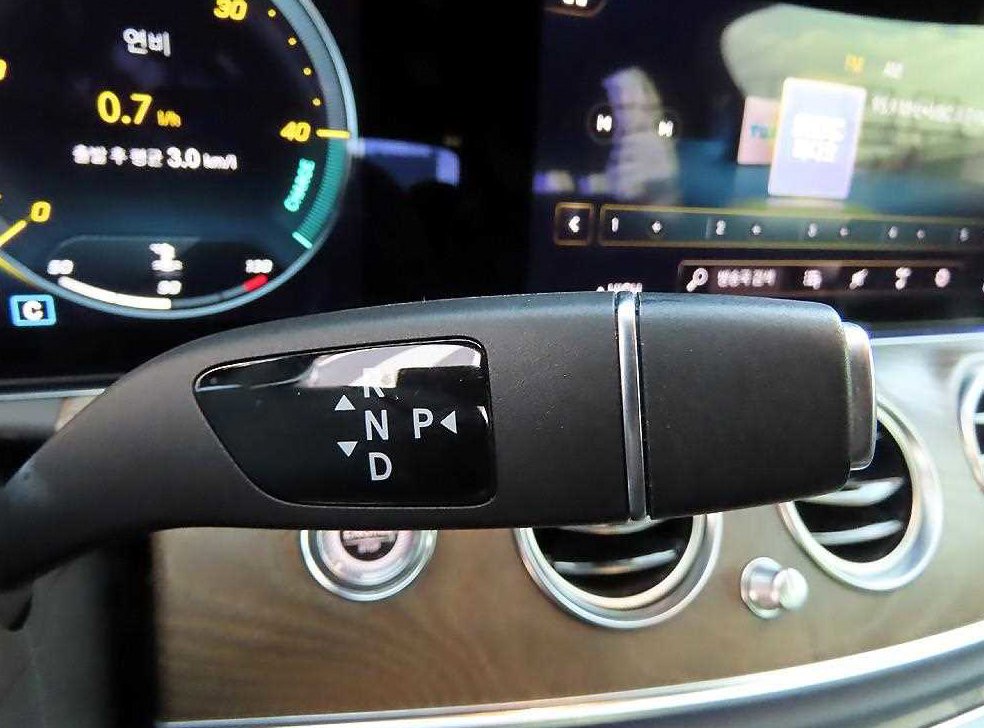 벤츠 E 클래스 E250 익스클루시브 사진 11