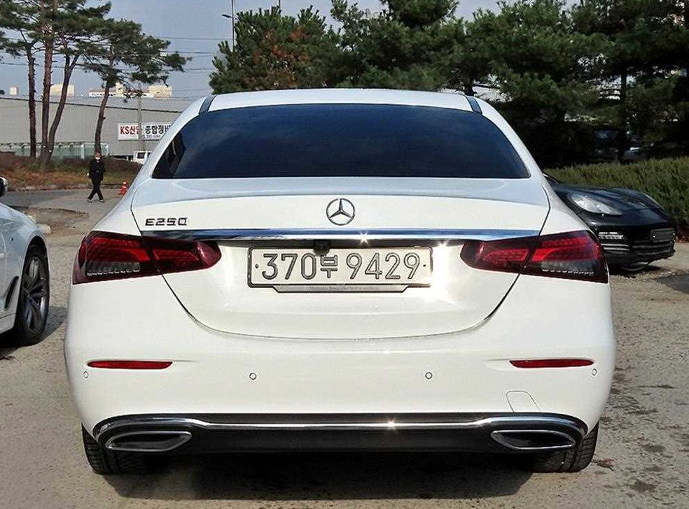 벤츠 E 클래스 E250 익스클루시브 사진 4