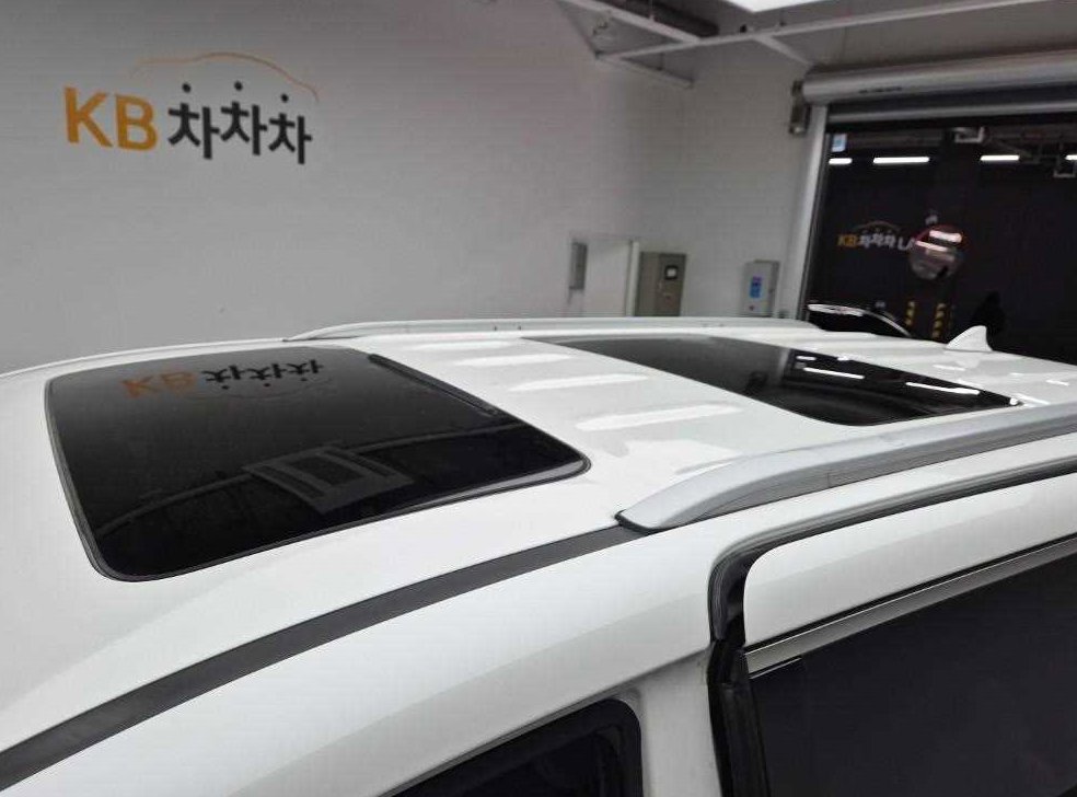 기아 카니발 디젤 9인승 프레스티지 사진 13