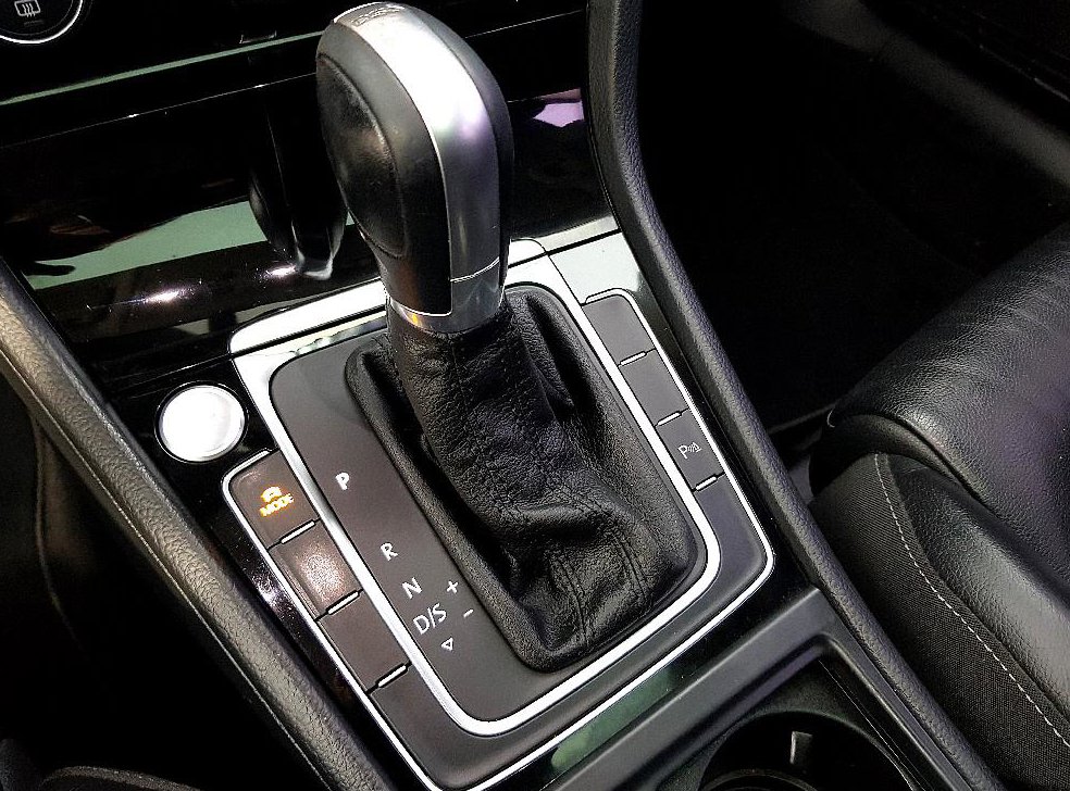 폭스바겐 골프 2.0 TDI 프리미엄 사진 14