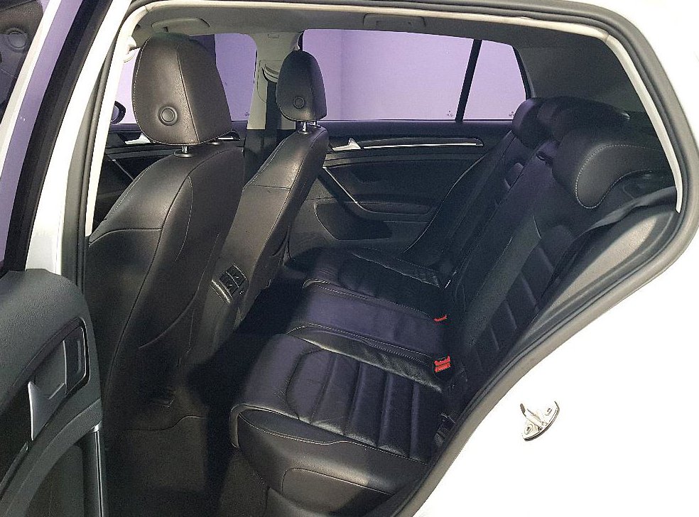 폭스바겐 골프 2.0 TDI 프리미엄 사진 9