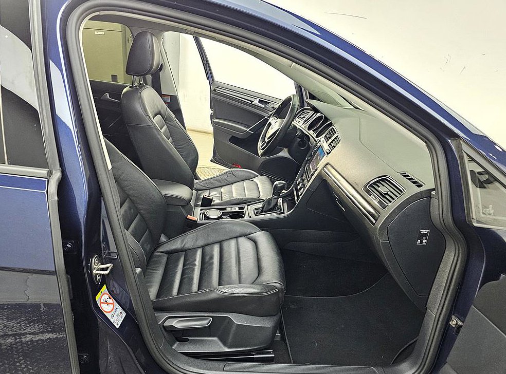 폭스바겐 골프 2.0 TDI 프리미엄 사진 11