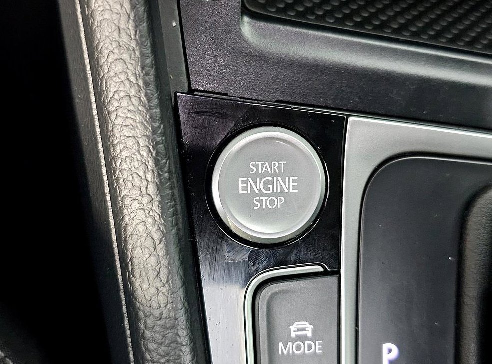 폭스바겐 골프 2.0 TDI 프리미엄 사진 15