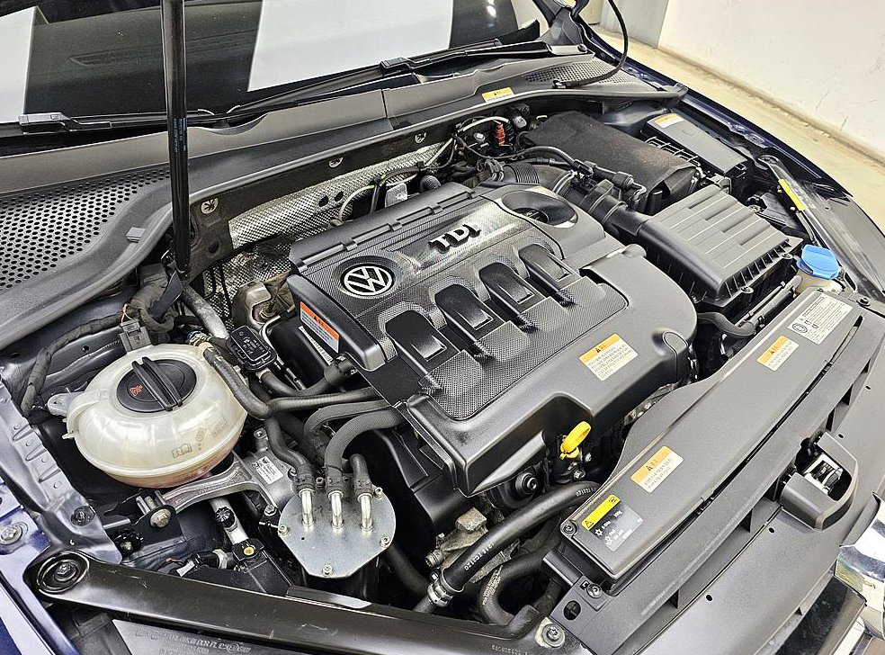 폭스바겐 골프 2.0 TDI 프리미엄 사진 6