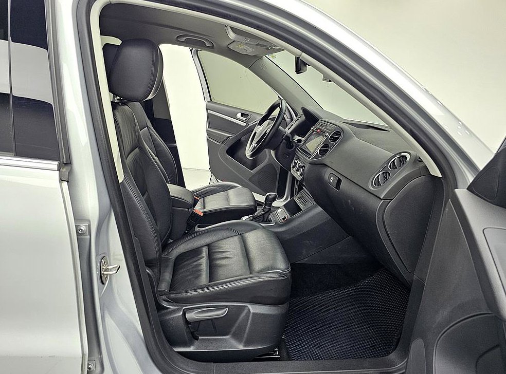 폭스바겐 티구안 2.0 TDI 컴포트 사진 10