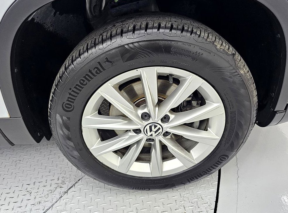 폭스바겐 티구안 2.0 TDI 컴포트 사진 20