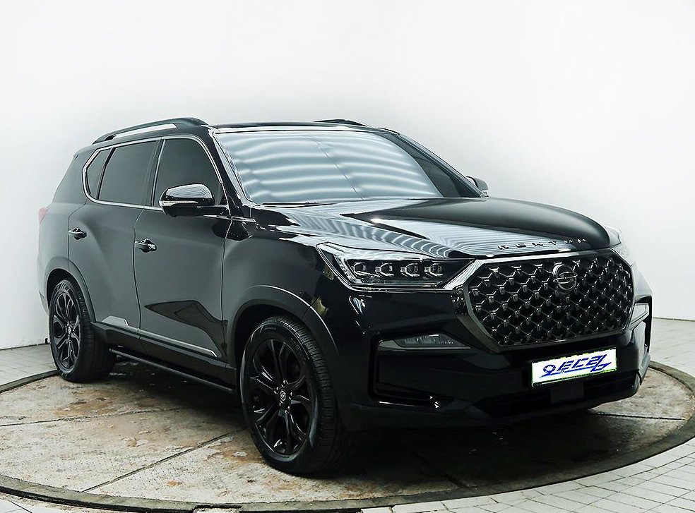 KG모빌리티(쌍용)  렉스턴 디젤 2.2 4WD 더 블랙 사진 2