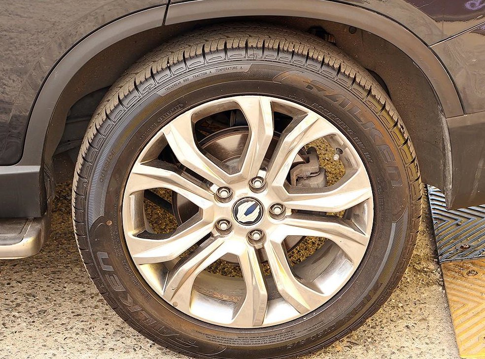 KG모빌리티(쌍용)  렉스턴 디젤 2.2 4WD 사진 17