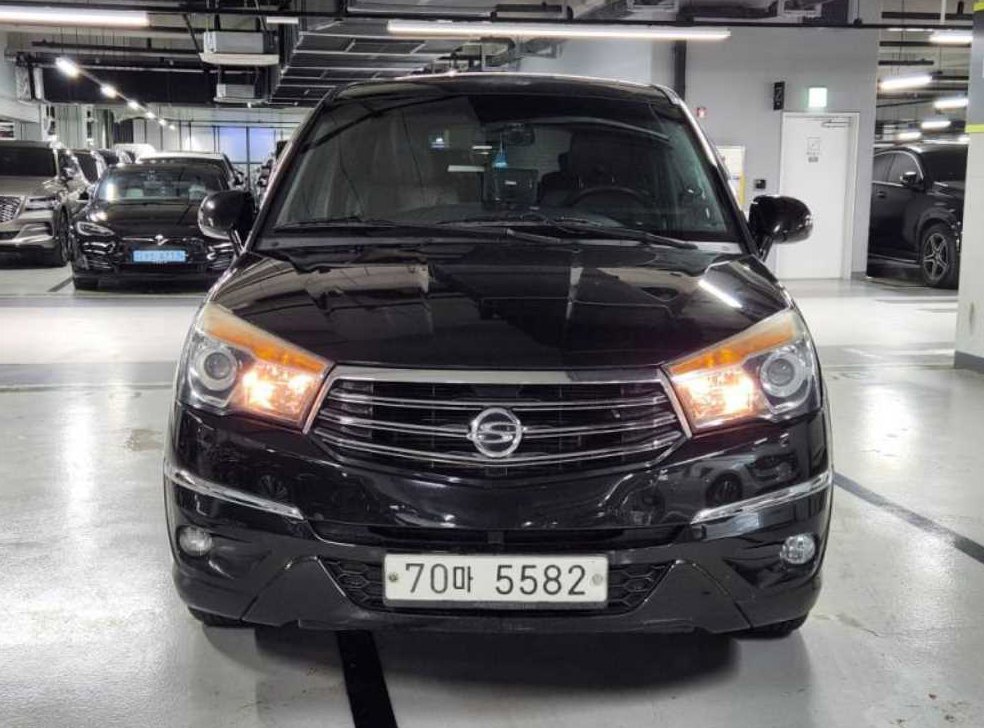 KG모빌리티(쌍용)  코란도 2WD LT 사진 2