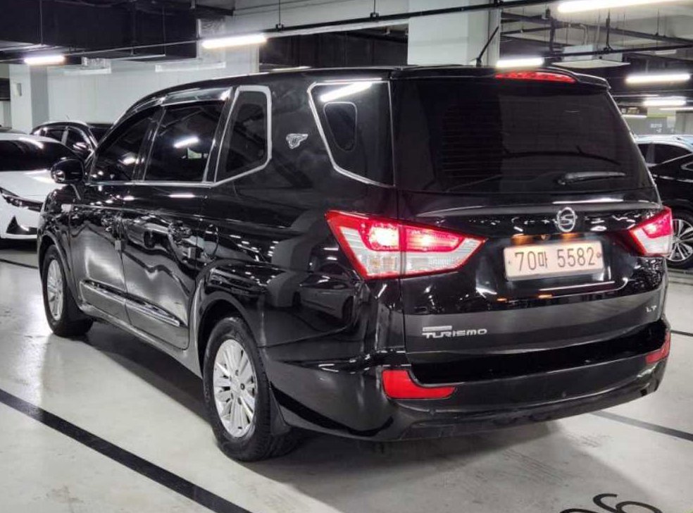 KG모빌리티(쌍용)  코란도 2WD LT 사진 5