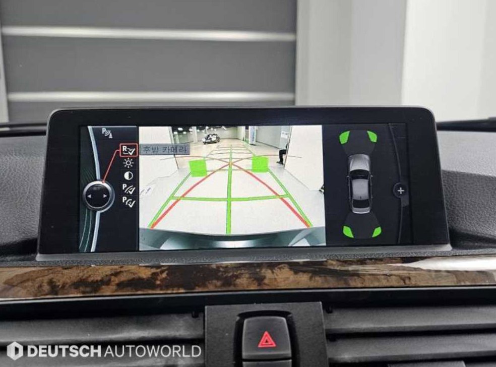 BMW 3시리즈 320d 사진 15