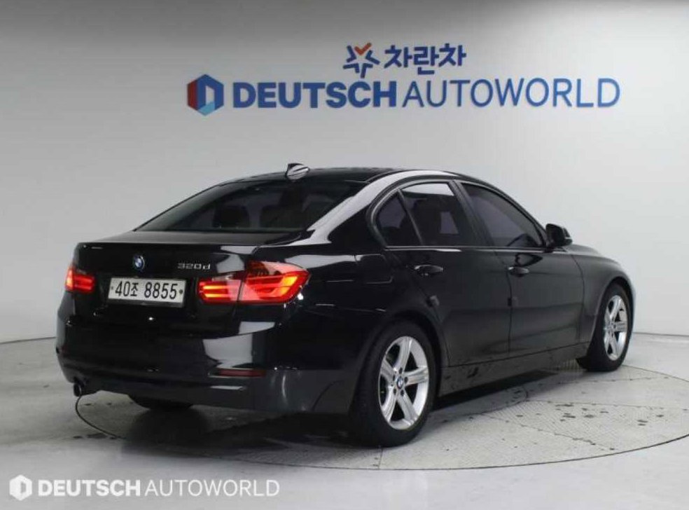 BMW 3시리즈 320d 사진 2