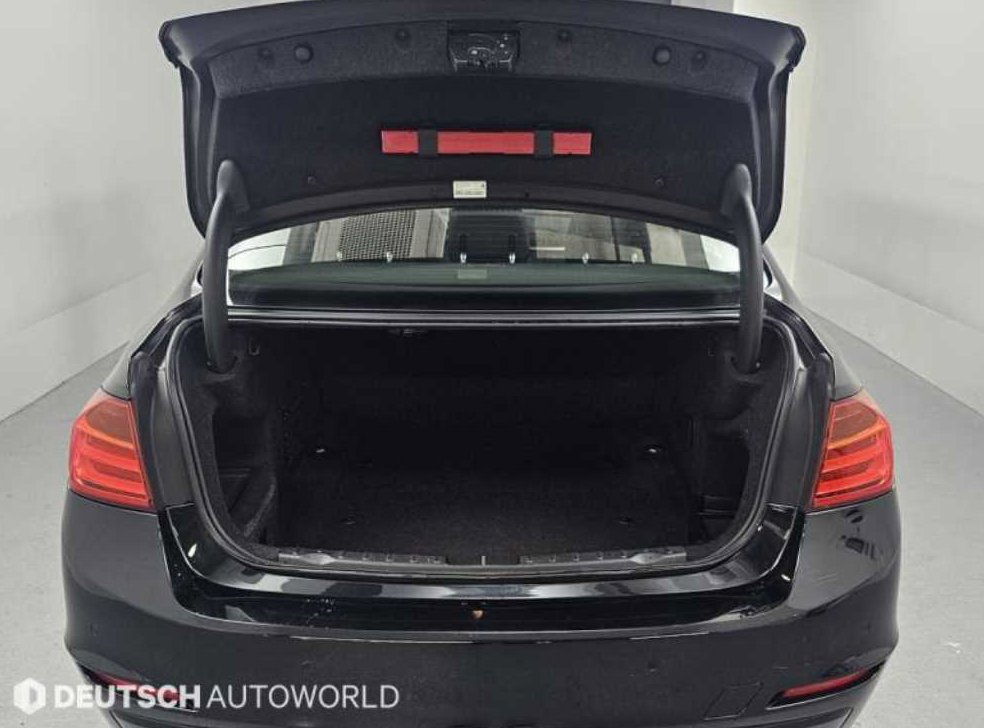 BMW 3시리즈 320d 사진 20