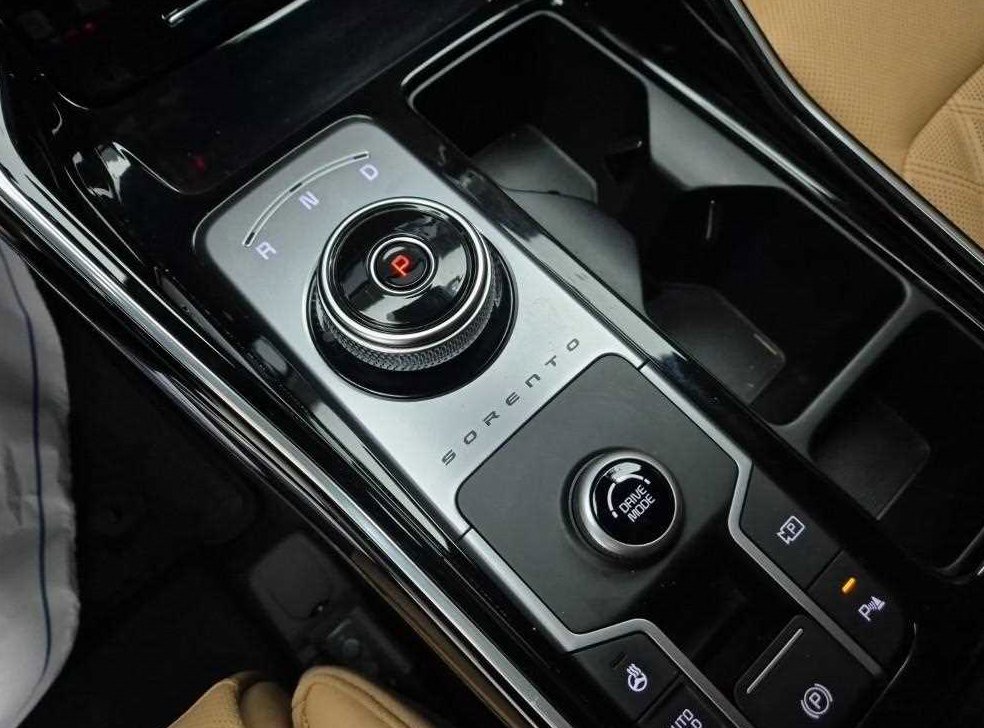 기아 쏘렌토 HEV 1.6 2WD 시그니처 사진 8