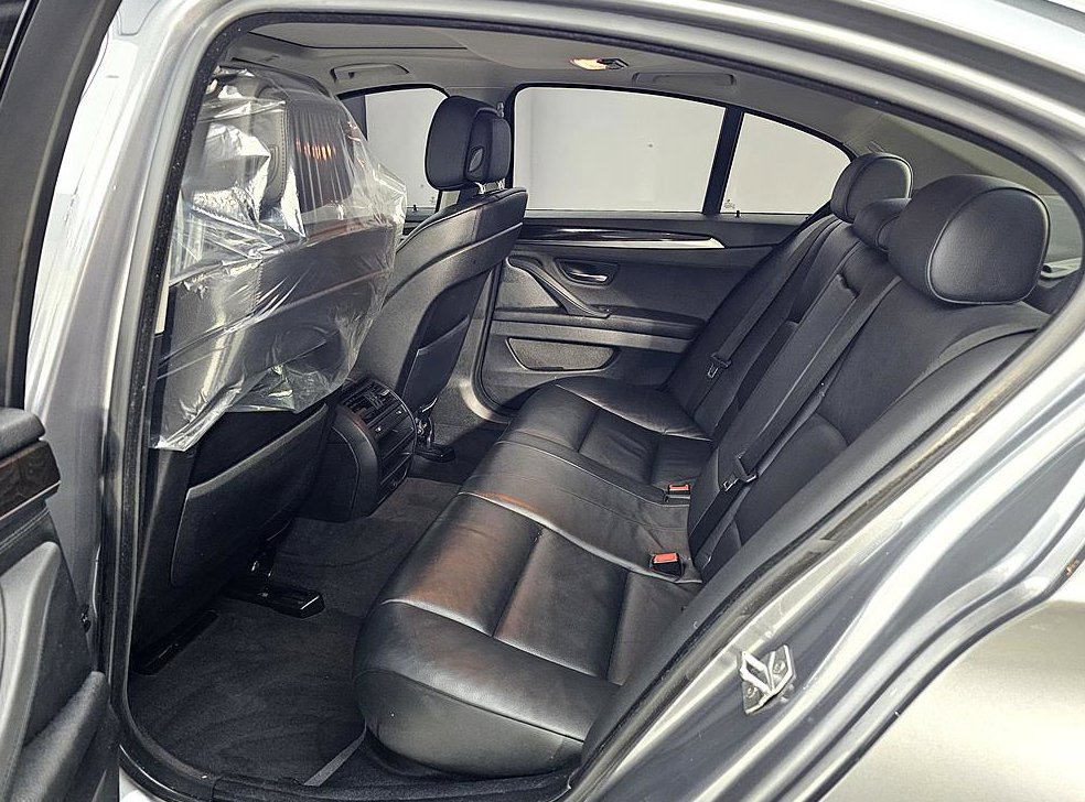 BMW 5시리즈 528i 사진 9