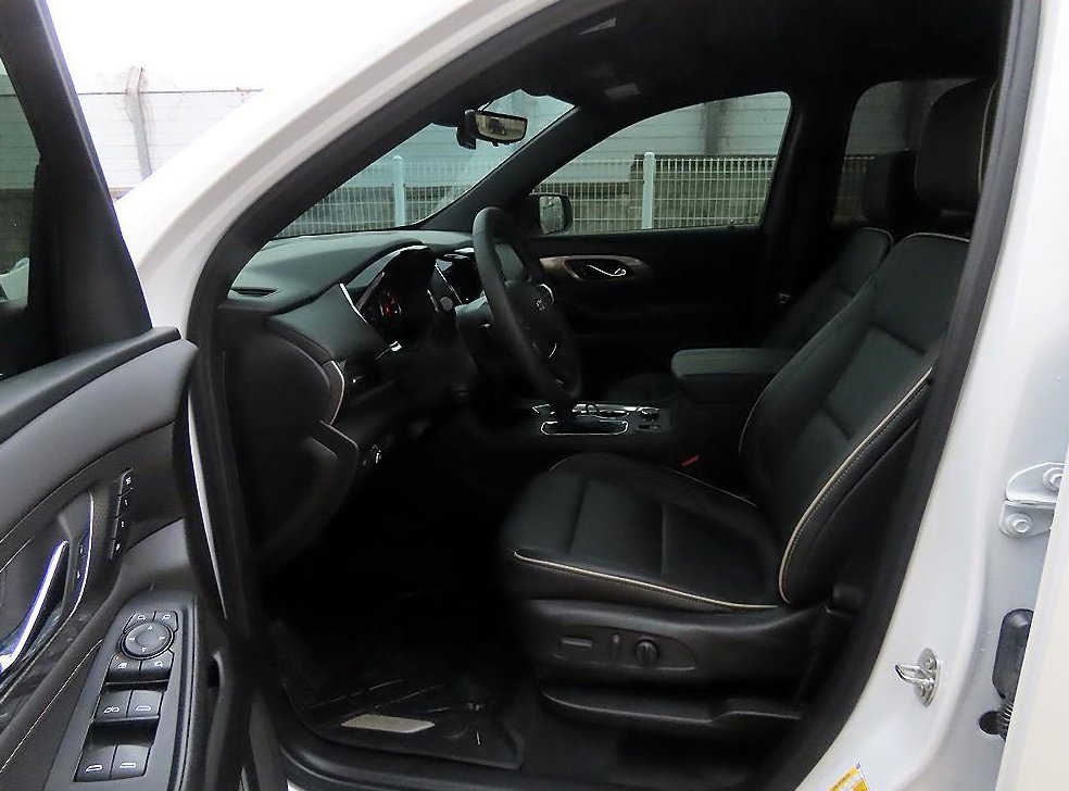 쉐보레 트래버스 3.6 AWD 레드라인 사진 5
