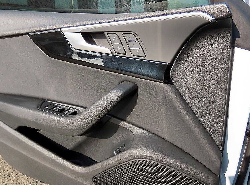 아우디 A5 45 TFSI 콰트로 프리미엄 스포트백 사진 12