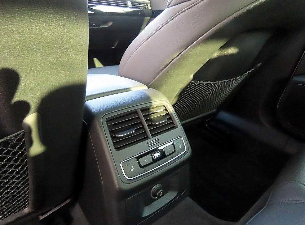 아우디 A5 45 TFSI 콰트로 프리미엄 스포트백 사진 15