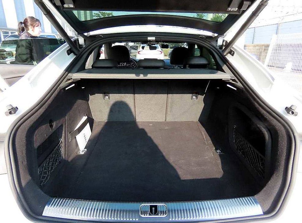 아우디 A5 45 TFSI 콰트로 프리미엄 스포트백 사진 17