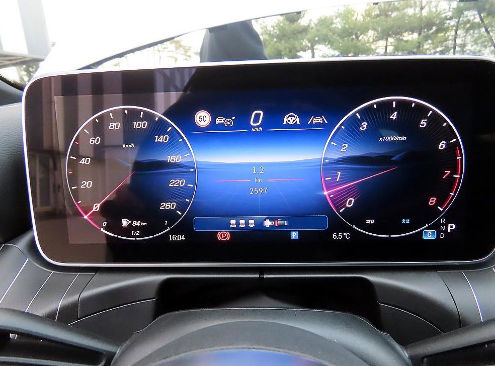 벤츠 C 클래스 C200 아방가르드 사진 9