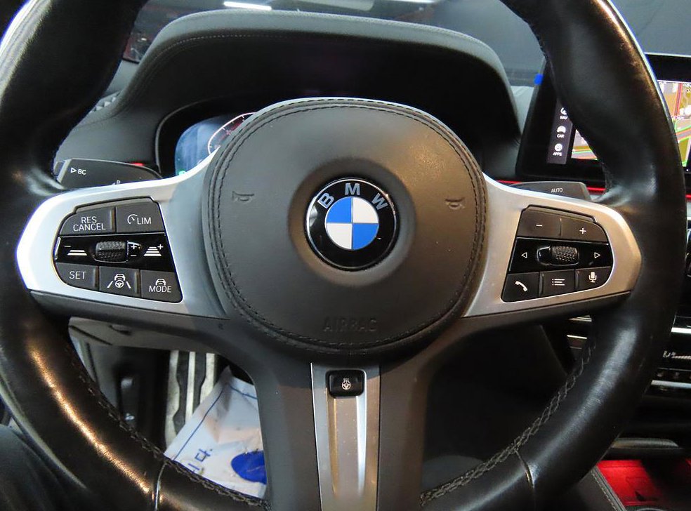 BMW 5시리즈 523d xDrive M 스포츠 사진 10