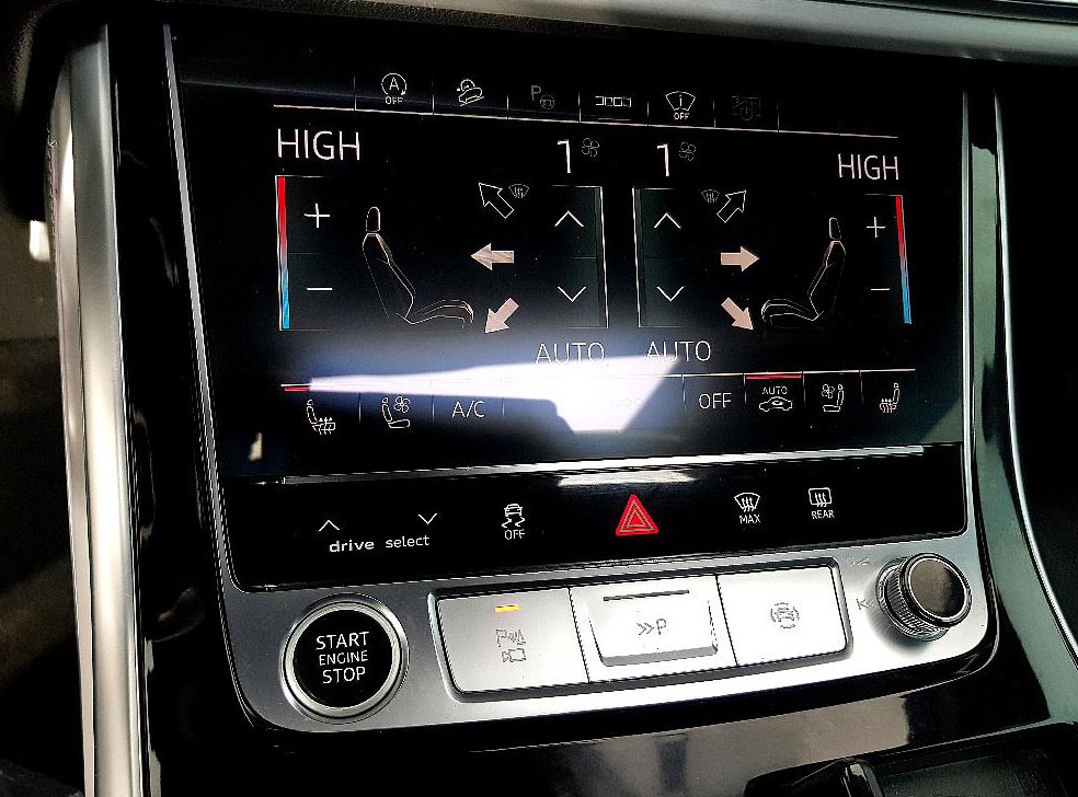 아우디 Q8 55 TFSI 콰트로 프리미엄 사진 11