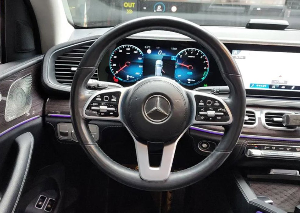벤츠 GLE 클래스 GLE 350e 4MATIC 사진 8