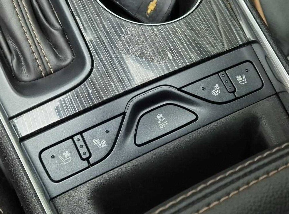 쉐보레 임팔라 2.5 LTZ 사진 17