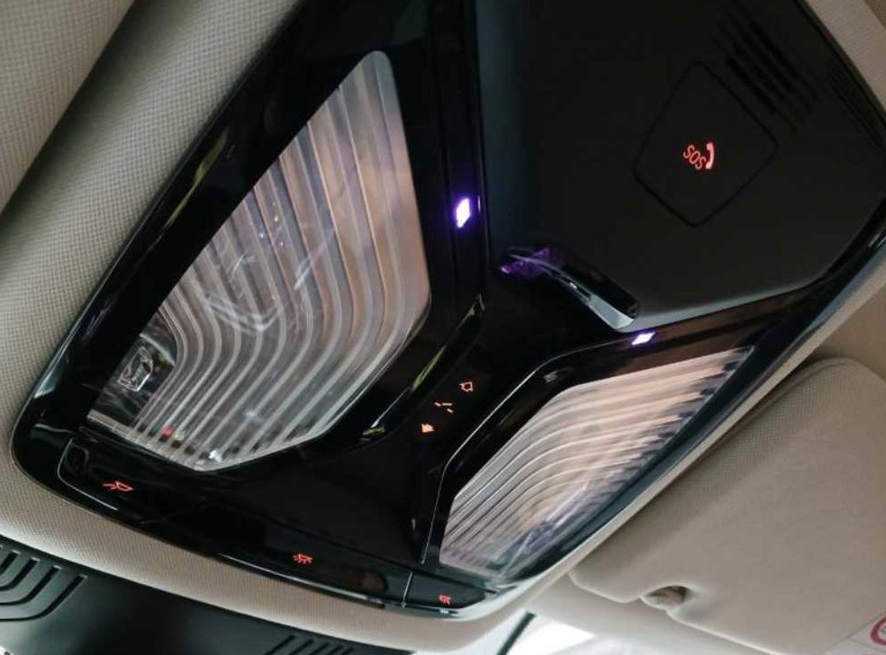 BMW 5시리즈 520i 럭셔리 사진 16