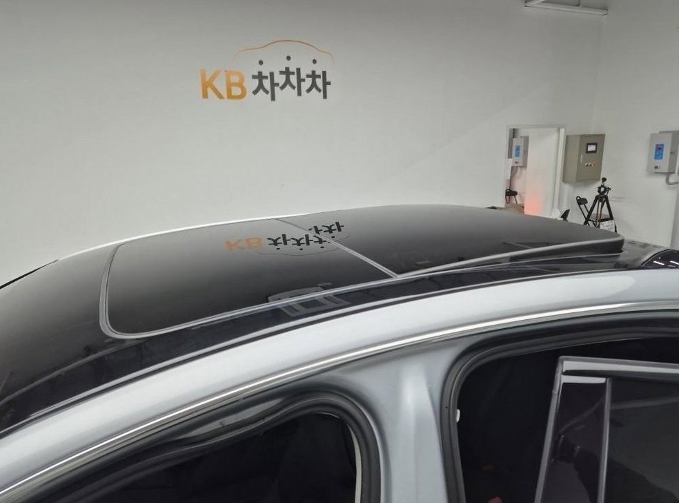 아우디 A8 60 TFSI 콰트로 LWB 사진 13