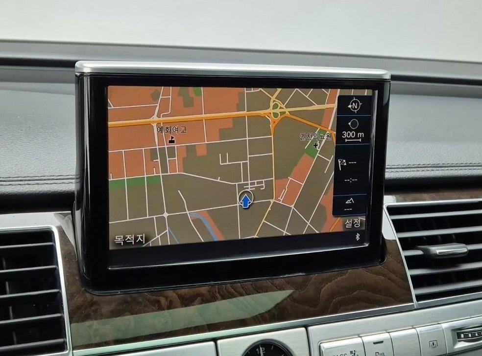 아우디 A8 60 TFSI 콰트로 LWB 사진 14