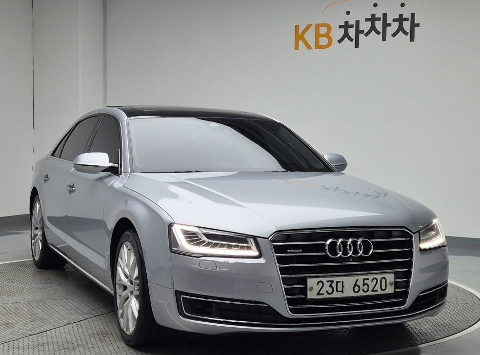 아우디 A8 60 TFSI 콰트로 LWB 사진 4