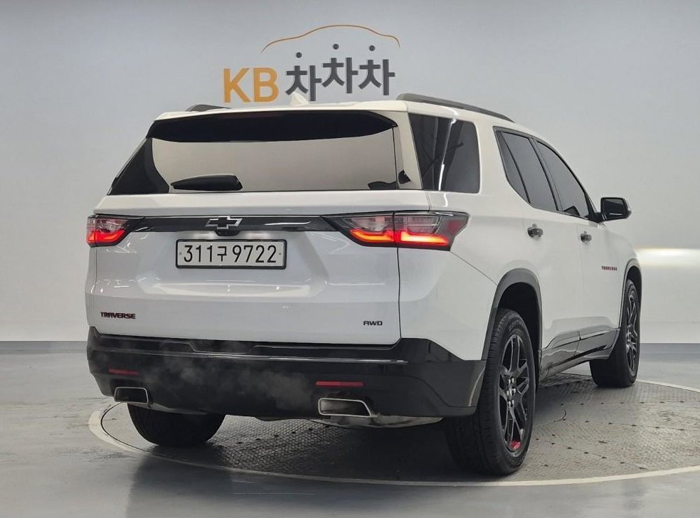쉐보레 트래버스 3.6 AWD 레드라인 사진 4