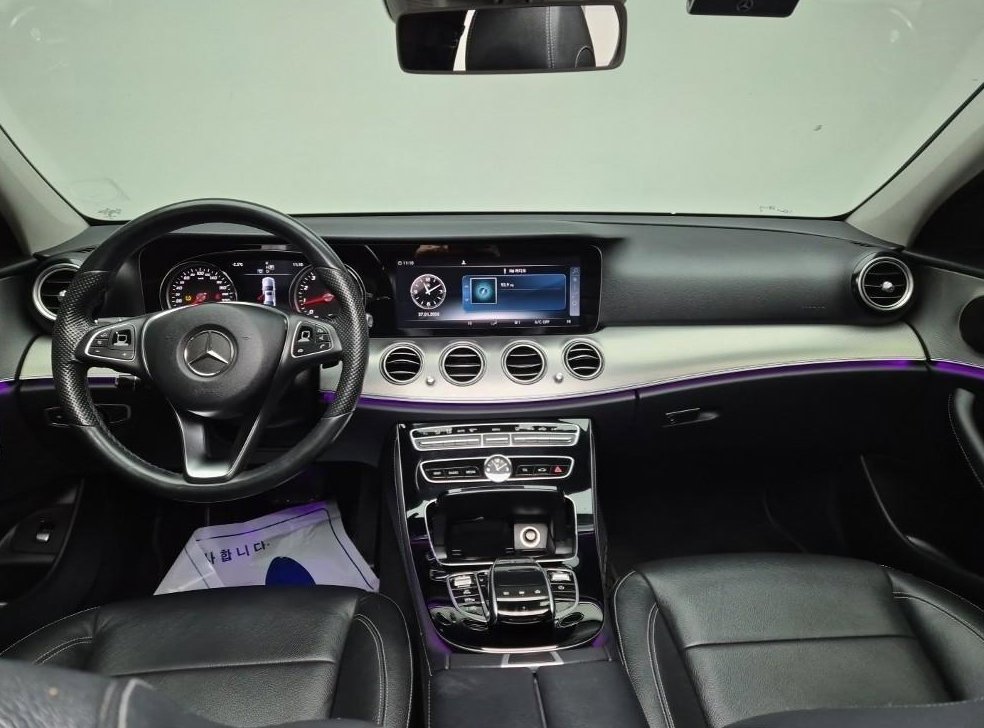 벤츠 E 클래스 E200 아방가르드 사진 7