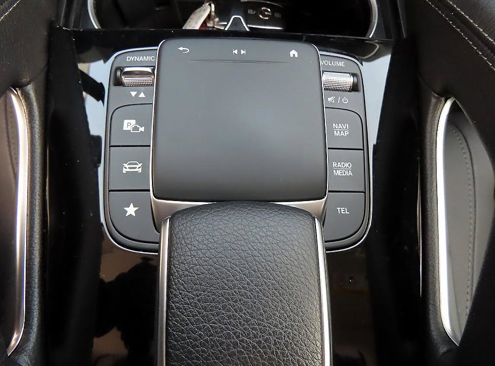 벤츠 GLE 클래스 GLE 300d 4MATIC 사진 12