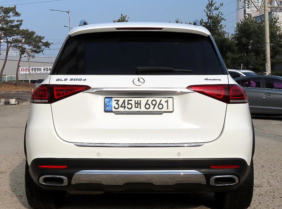 벤츠 GLE 클래스 GLE 300d 4MATIC 사진 4