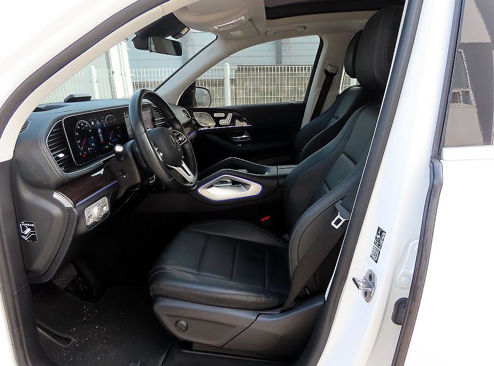 벤츠 GLE 클래스 GLE 300d 4MATIC 사진 5