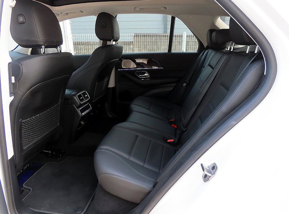 벤츠 GLE 클래스 GLE 300d 4MATIC 사진 6