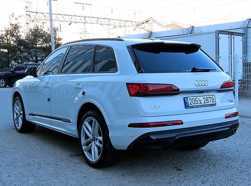 아우디 Q7 45 TDI 콰트로 프리미엄 사진 3