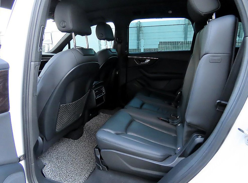 아우디 Q7 45 TDI 콰트로 프리미엄 사진 6