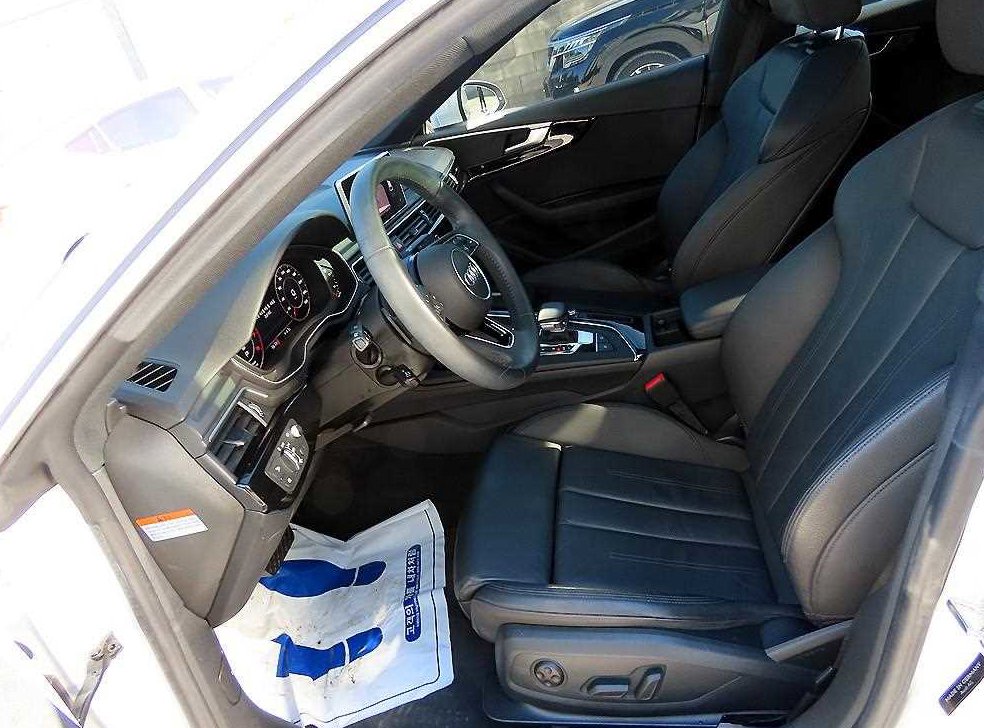아우디 A5 45 TFSI 콰트로 프리미엄 스포트백 사진 5