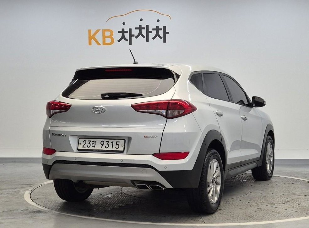 현대 투싼 디젤 2.0 2WD 사진 3