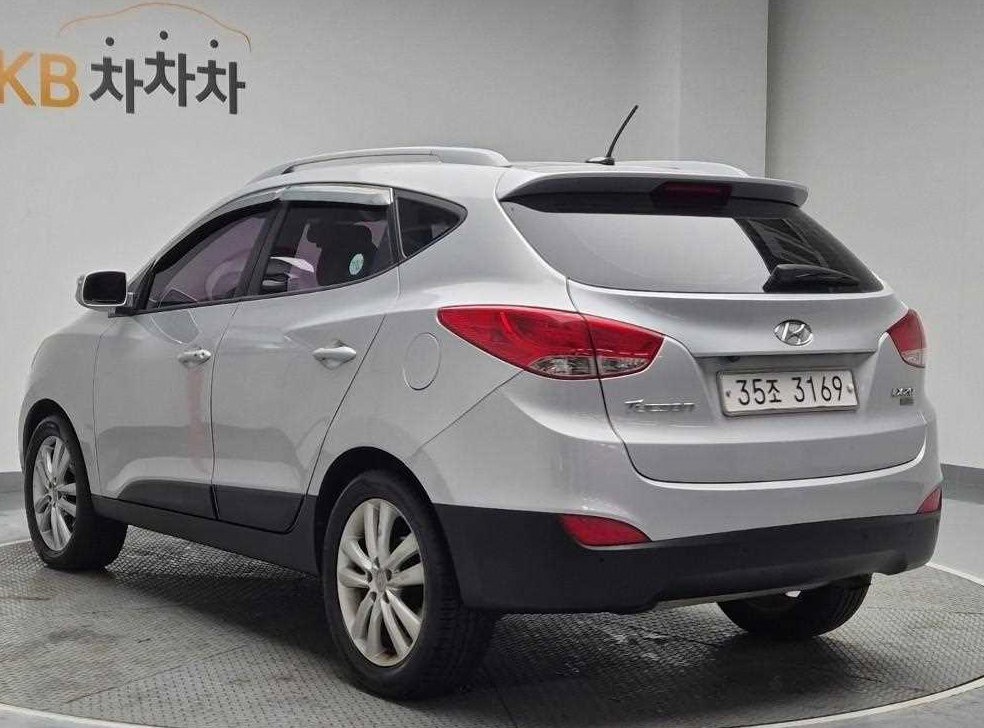 현대 투싼 2WD VGT LX20 사진 2