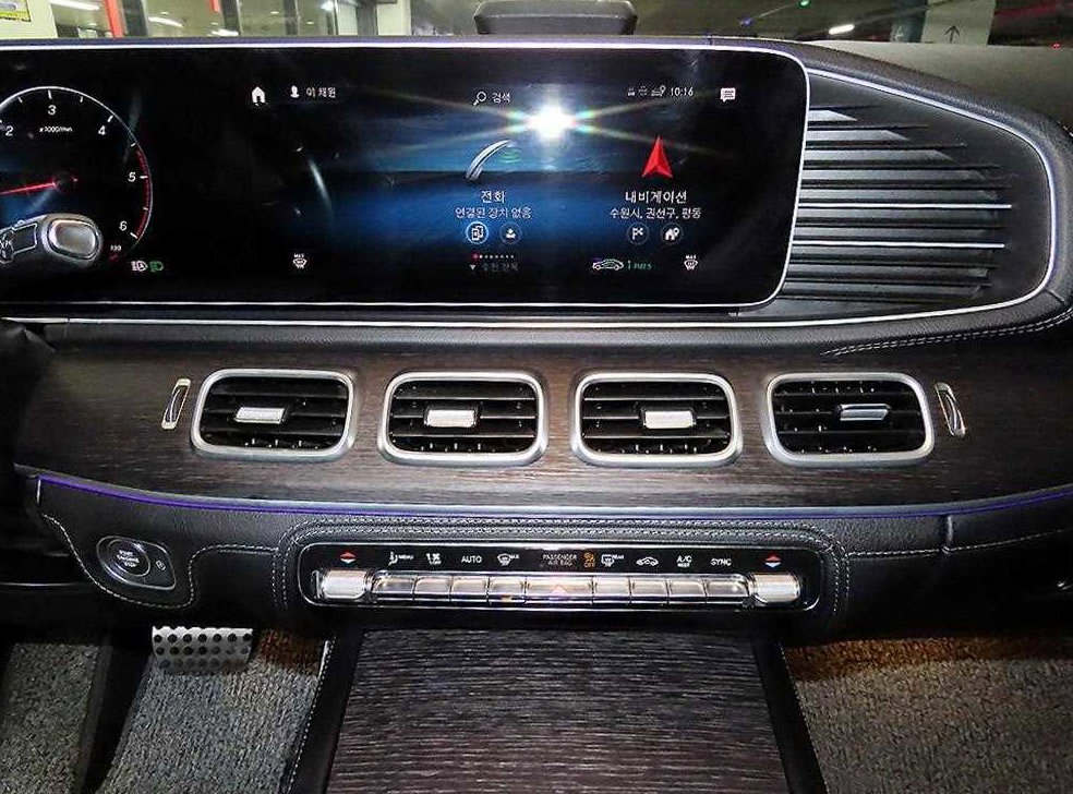 벤츠 GLS 클래스 GLS 400d 4MATIC 사진 11