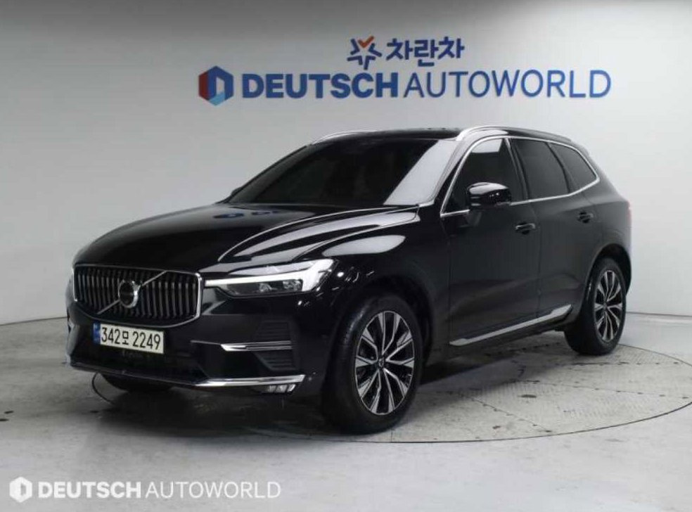 볼보 XC60 B5 AWD 얼티메이트 브라이트