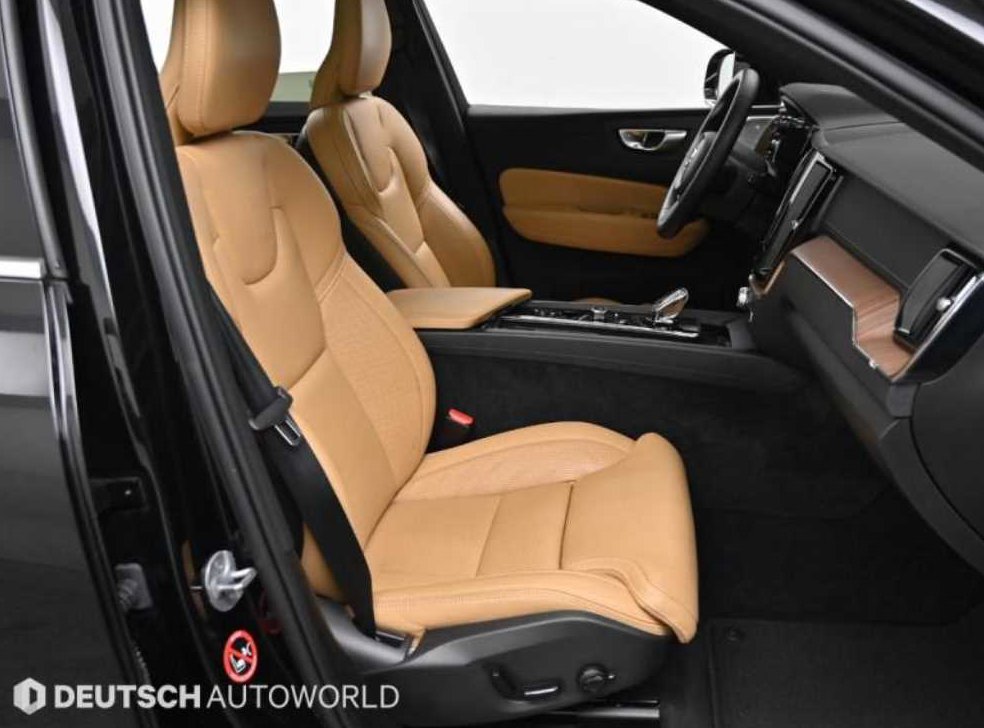 볼보 XC60 B5 AWD 얼티메이트 브라이트 사진 10