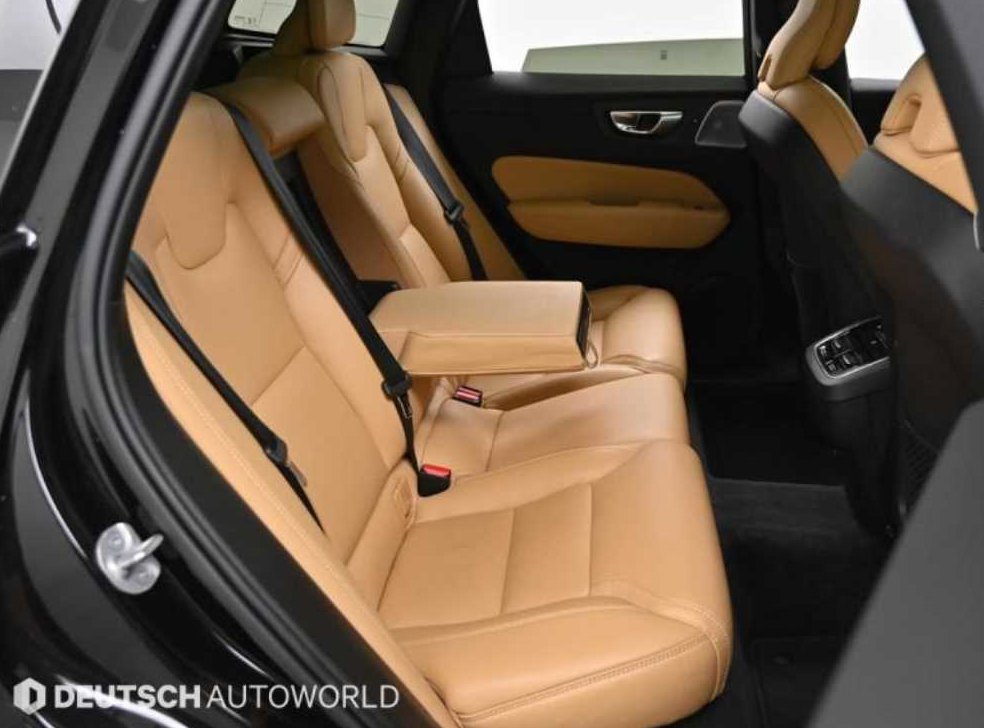 볼보 XC60 B5 AWD 얼티메이트 브라이트 사진 12